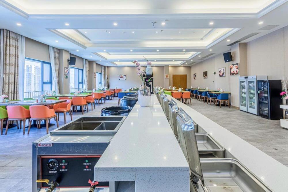 Vienna Hotel Foshan Airport Eksteriør billede