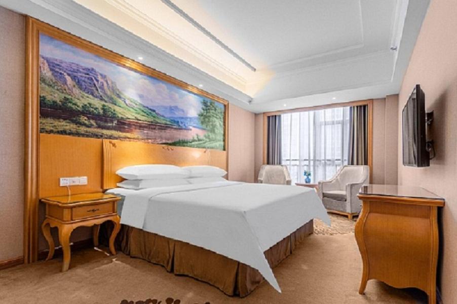 Vienna Hotel Foshan Airport Eksteriør billede