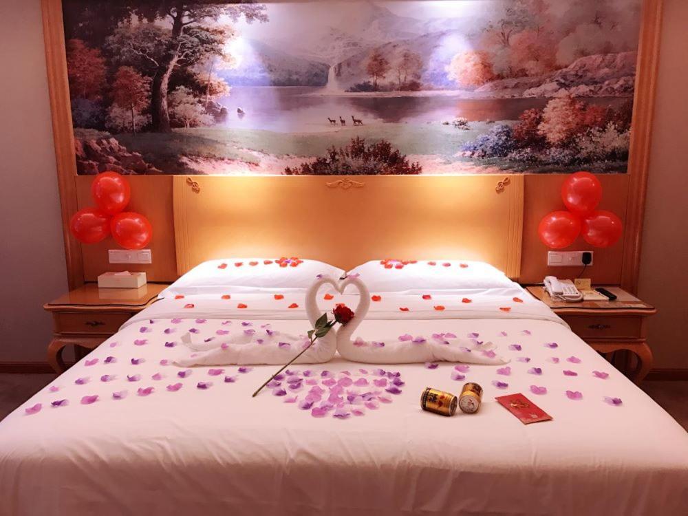 Vienna Hotel Foshan Airport Eksteriør billede